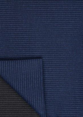 صورة قماش شتوي بنقش مقلم